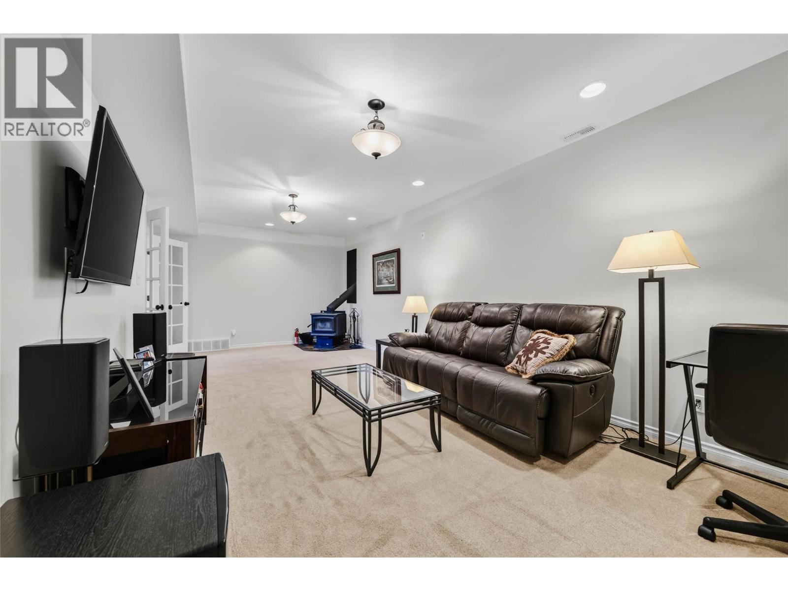 262 BRYAN Road - 30