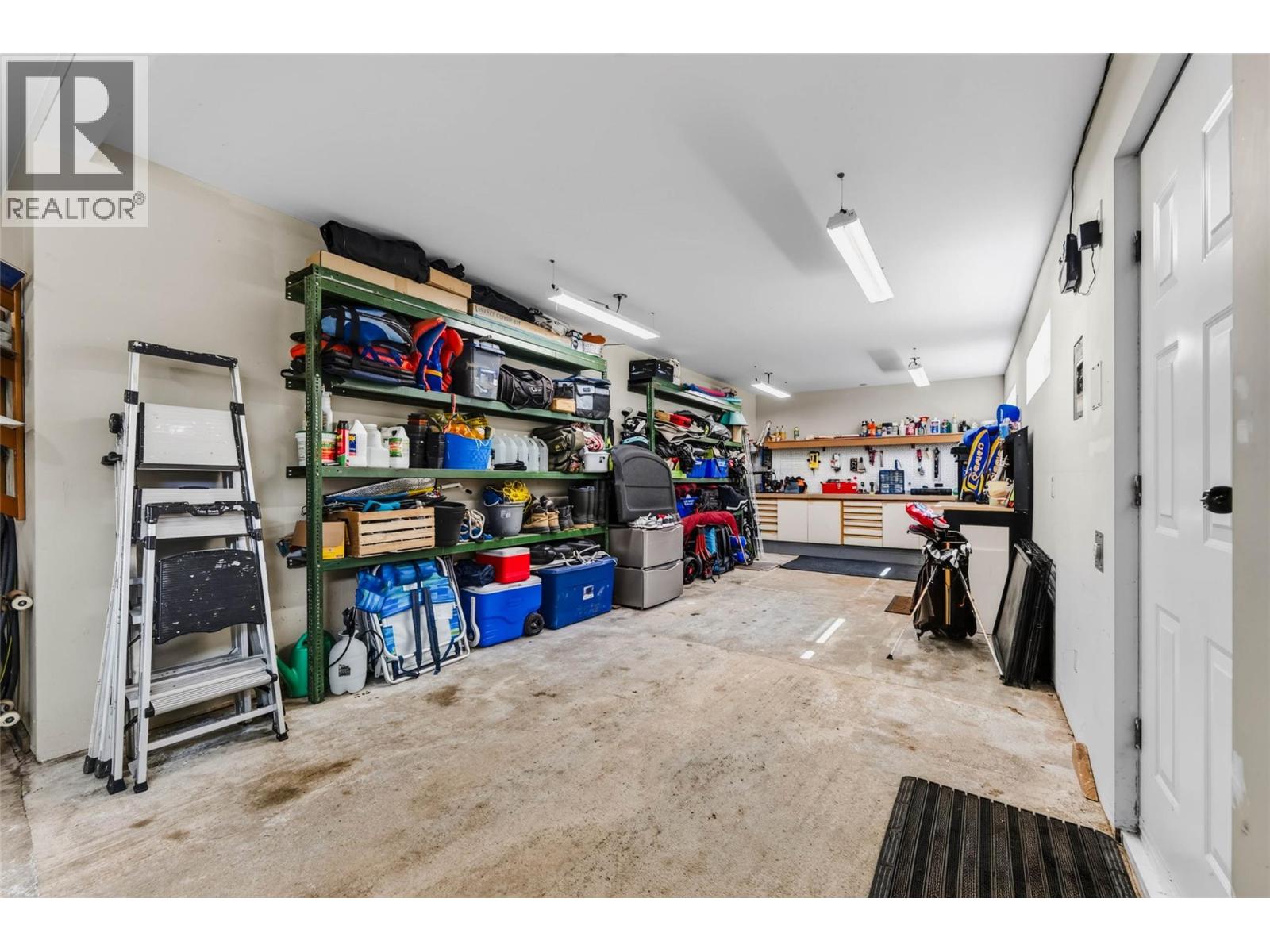 262 BRYAN Road - 42