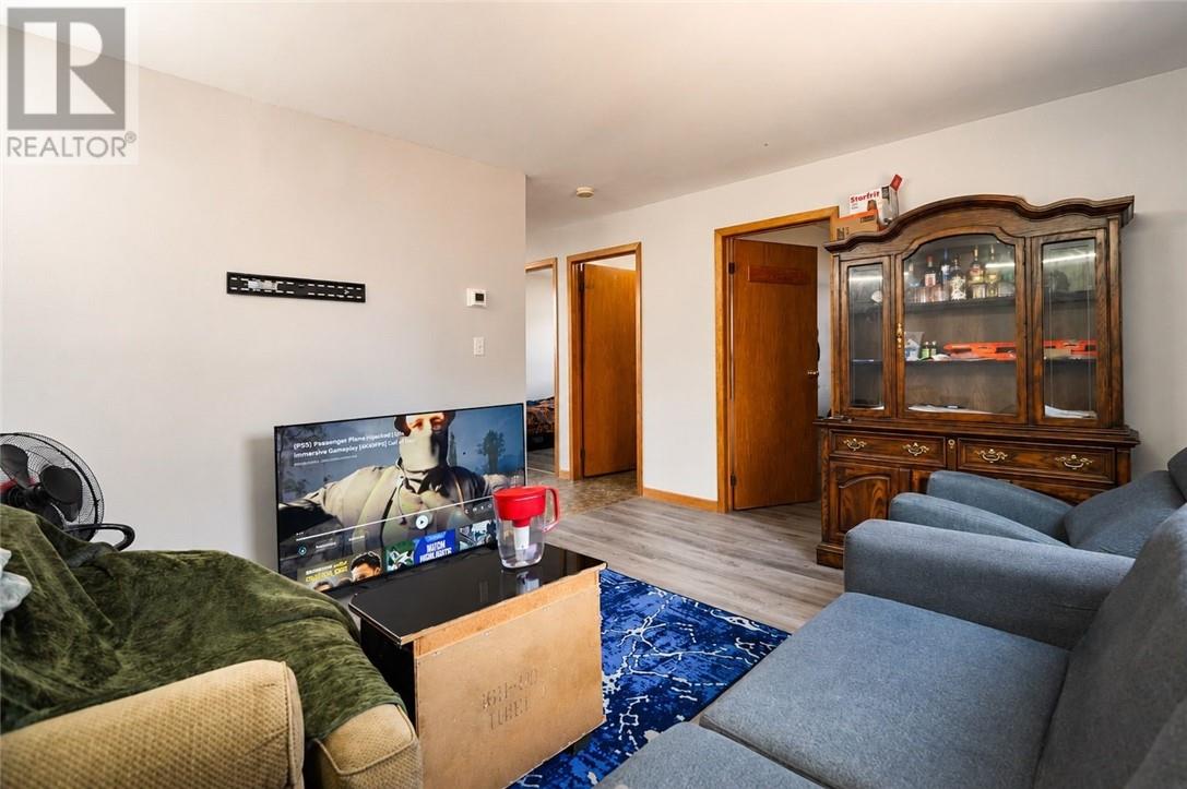362 Dell Street - 16