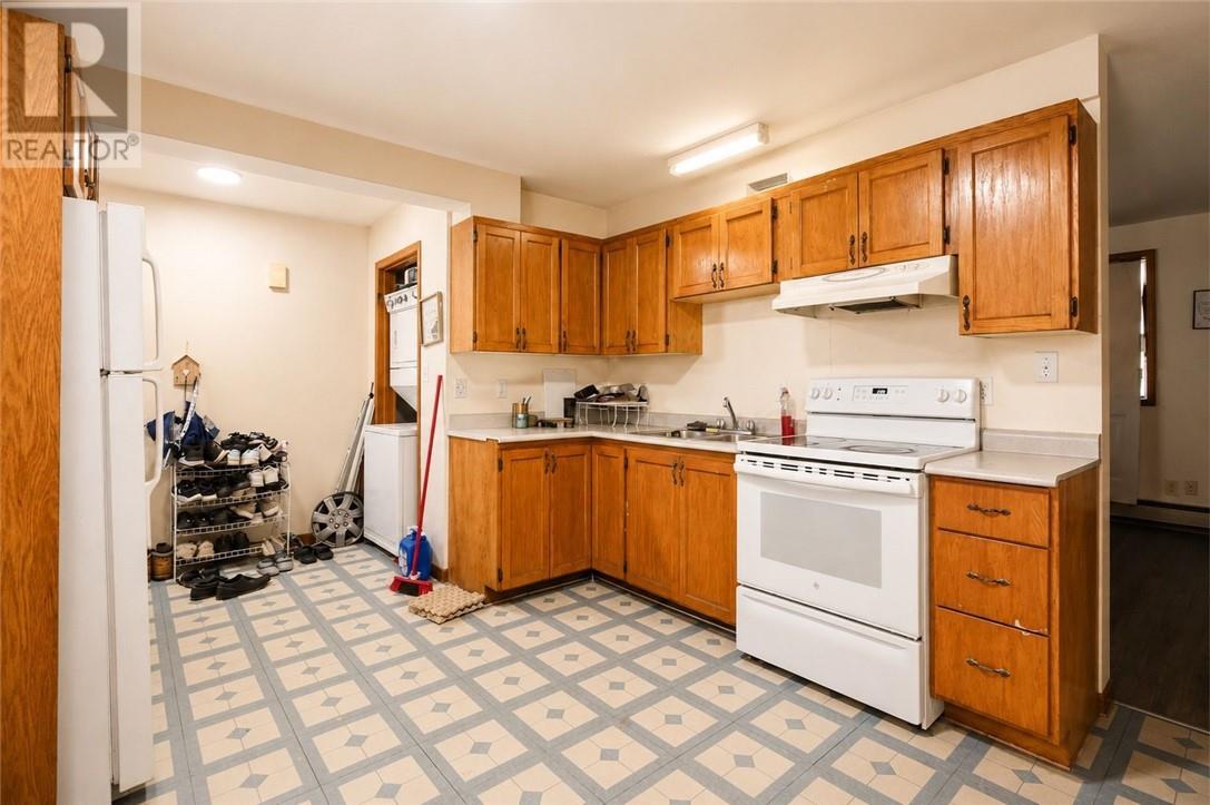 362 Dell Street - 8