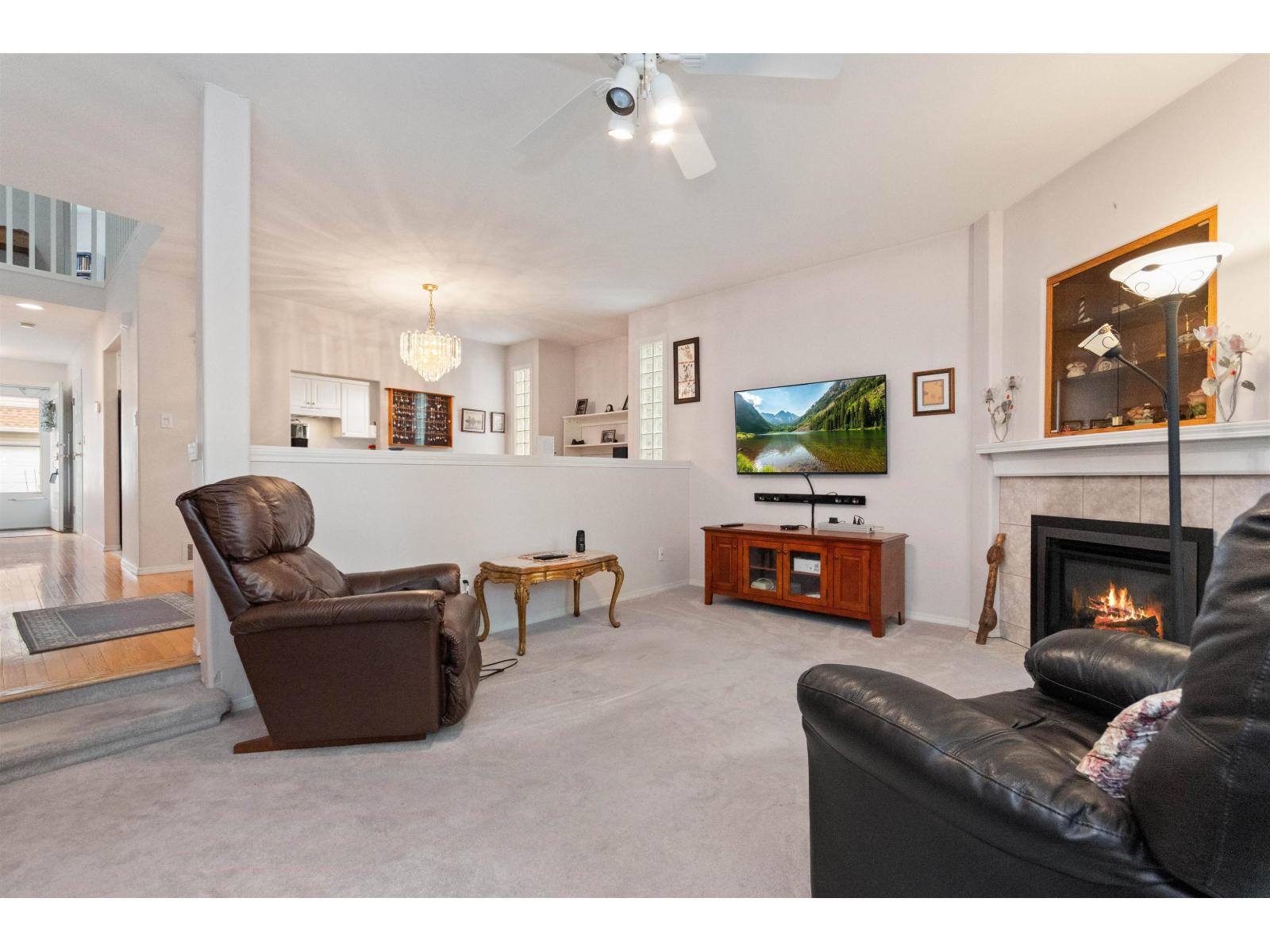 8 46277 CESSNA DRIVE, Chilliwack Proper South, Chilliwack