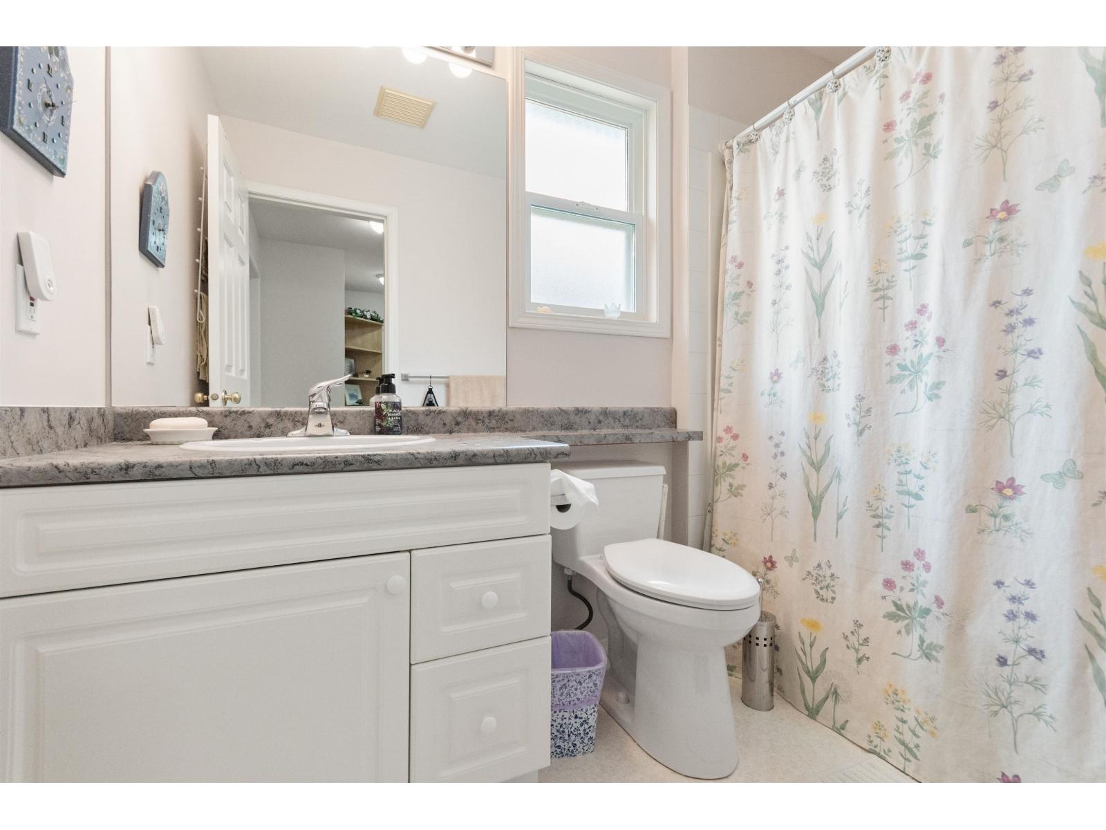 8 46277 CESSNA DRIVE, Chilliwack Proper South, Chilliwack