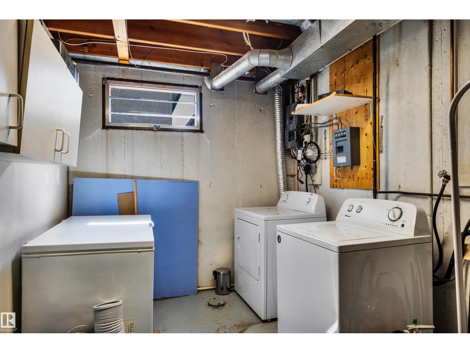 11611 137 AV NW - 27