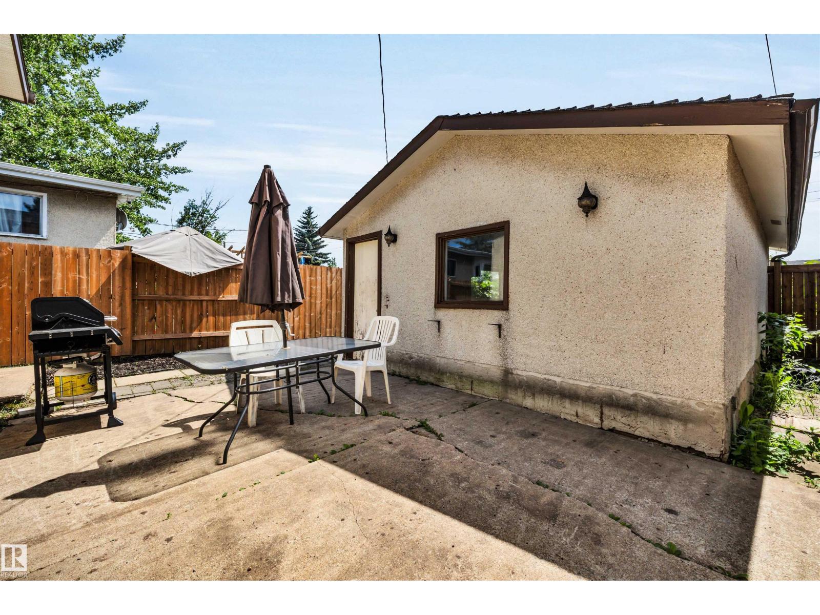 11611 137 AV NW - 31