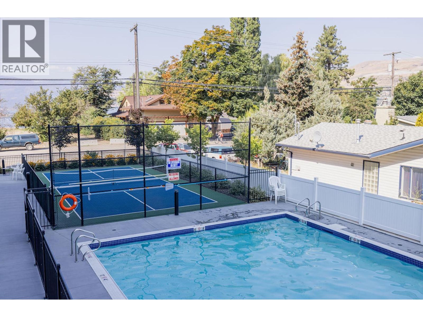 #221 2555 Lakeshore Road - 18