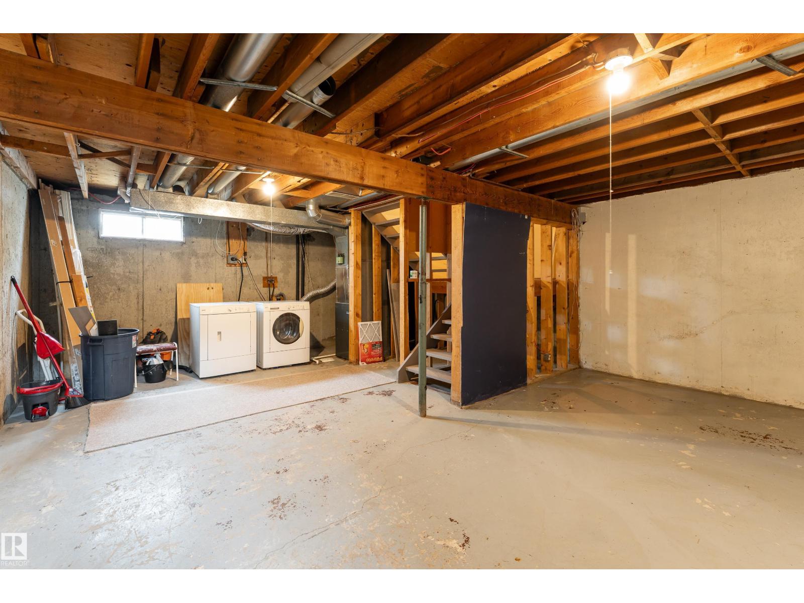 14624 121 ST NW - 25