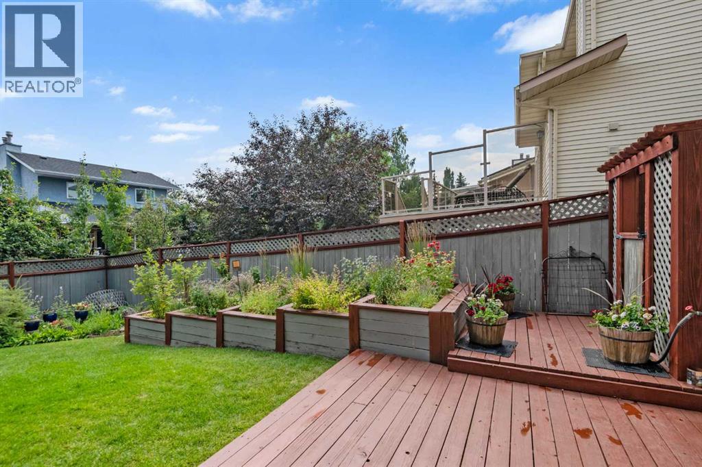 112 Hawkford Crescent NW - 3