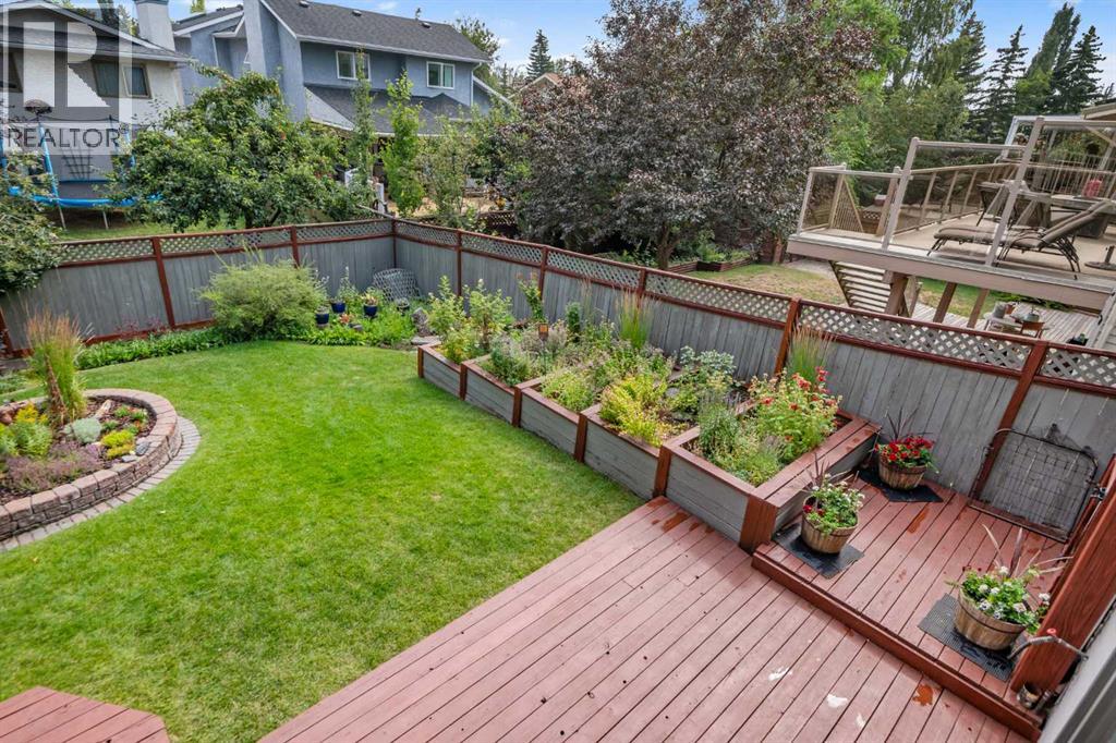 112 Hawkford Crescent NW - 4