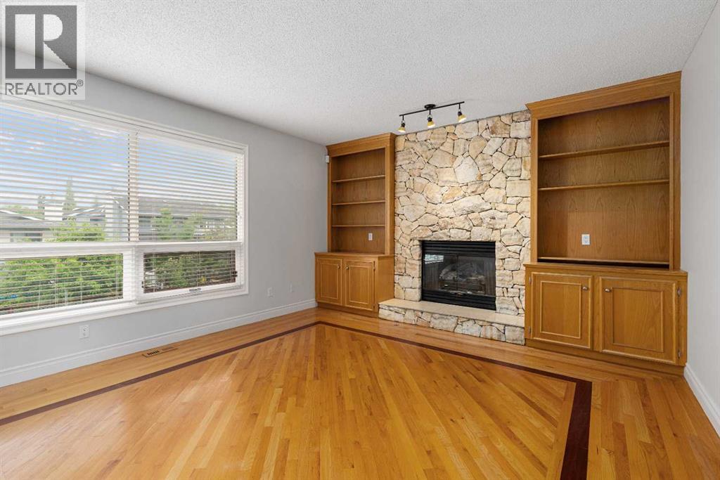 112 Hawkford Crescent NW - 24