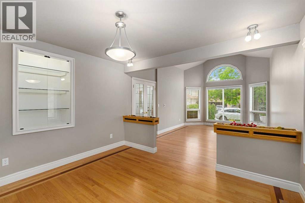 112 Hawkford Crescent NW - 23