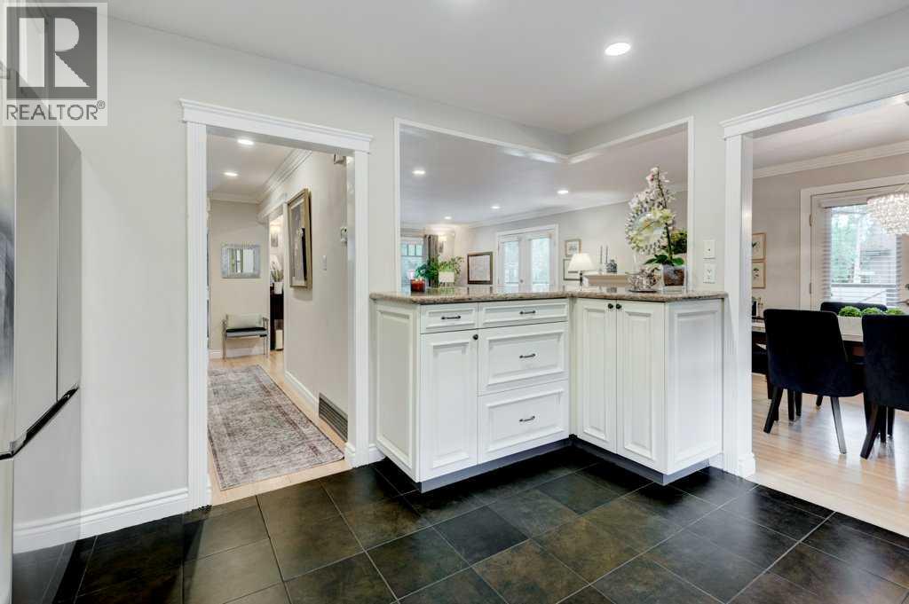 76 Chinook Drive SW - 12