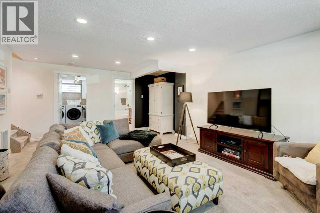 76 Chinook Drive SW - 24
