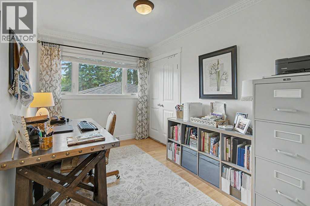76 Chinook Drive SW - 18