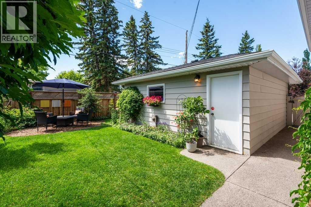76 Chinook Drive SW - 29
