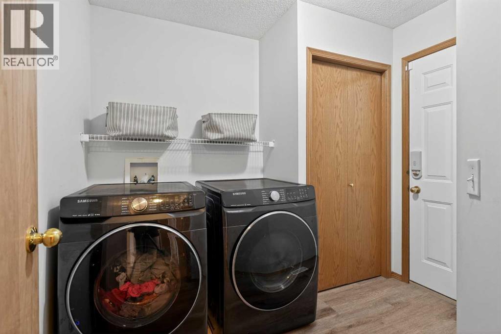 72 Springs Crescent SE - 11
