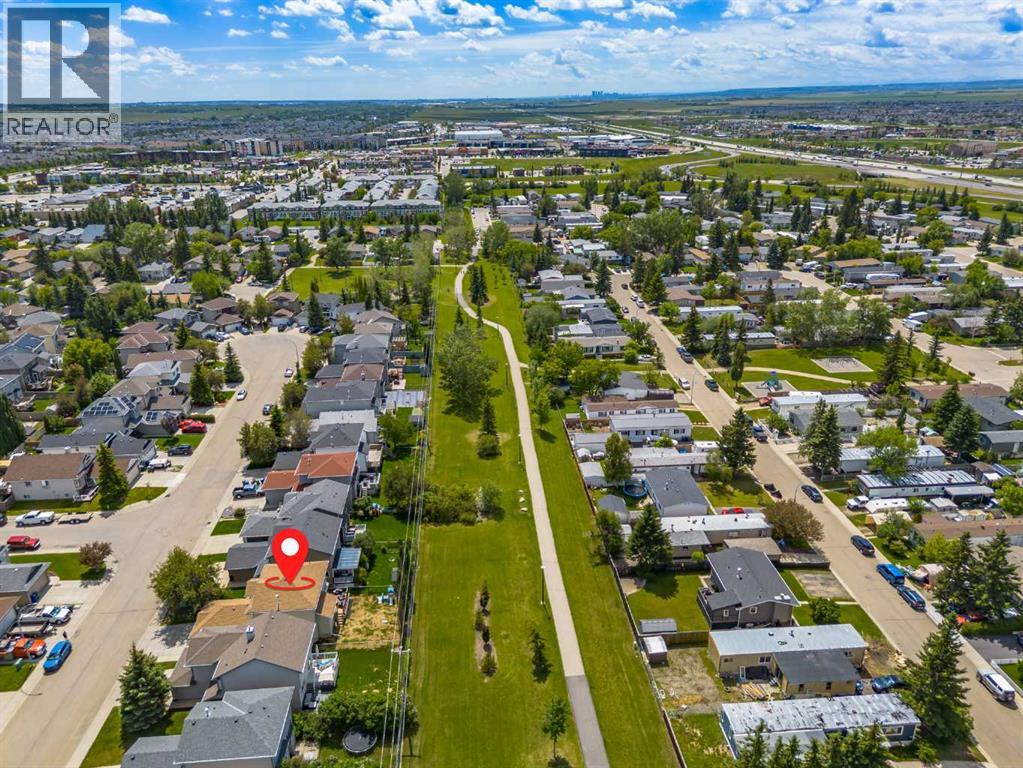 72 Springs Crescent SE - 39