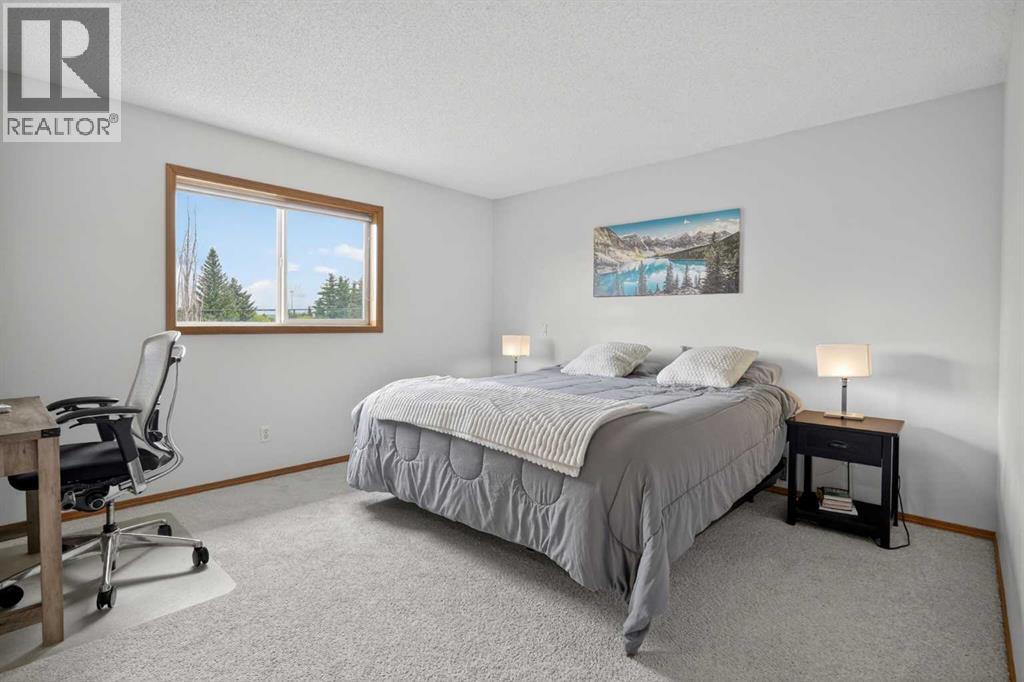 72 Springs Crescent SE - 13