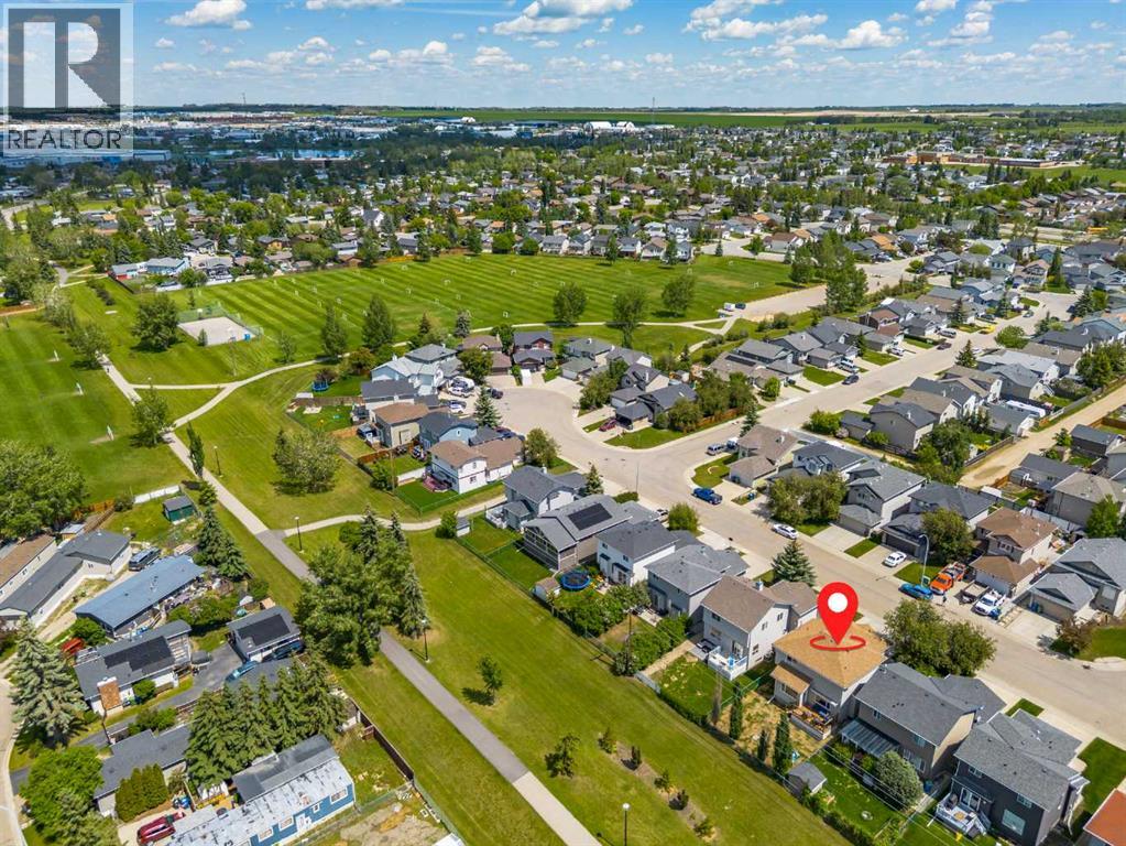 72 Springs Crescent SE - 38
