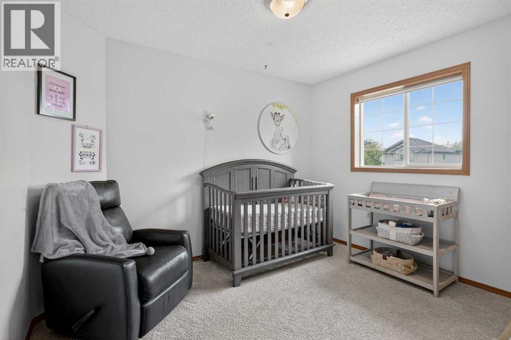 72 Springs Crescent SE - 18