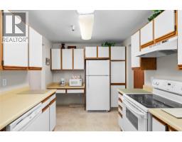 Full ensuite bathroom - 1045 Sutherland Avenue Unit# 37, Kelowna, BC V1Y5Y1 Photo 11