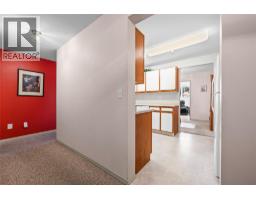 Kitchen - 1045 Sutherland Avenue Unit# 37, Kelowna, BC V1Y5Y1 Photo 6