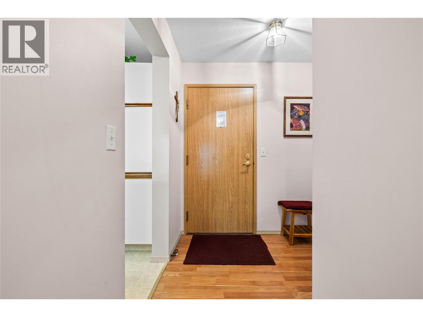 #37 1045 Sutherland Avenue - 5