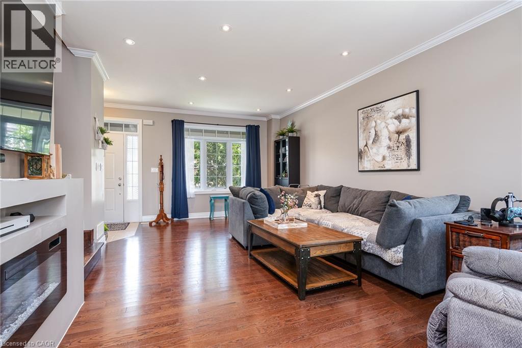 52 PETERSON Street - Image 8
