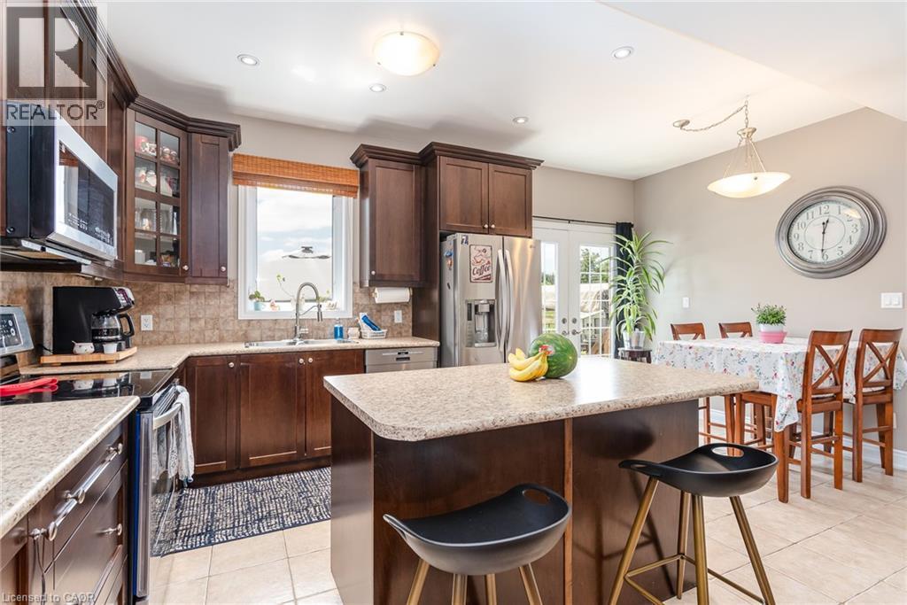 52 PETERSON Street - 12