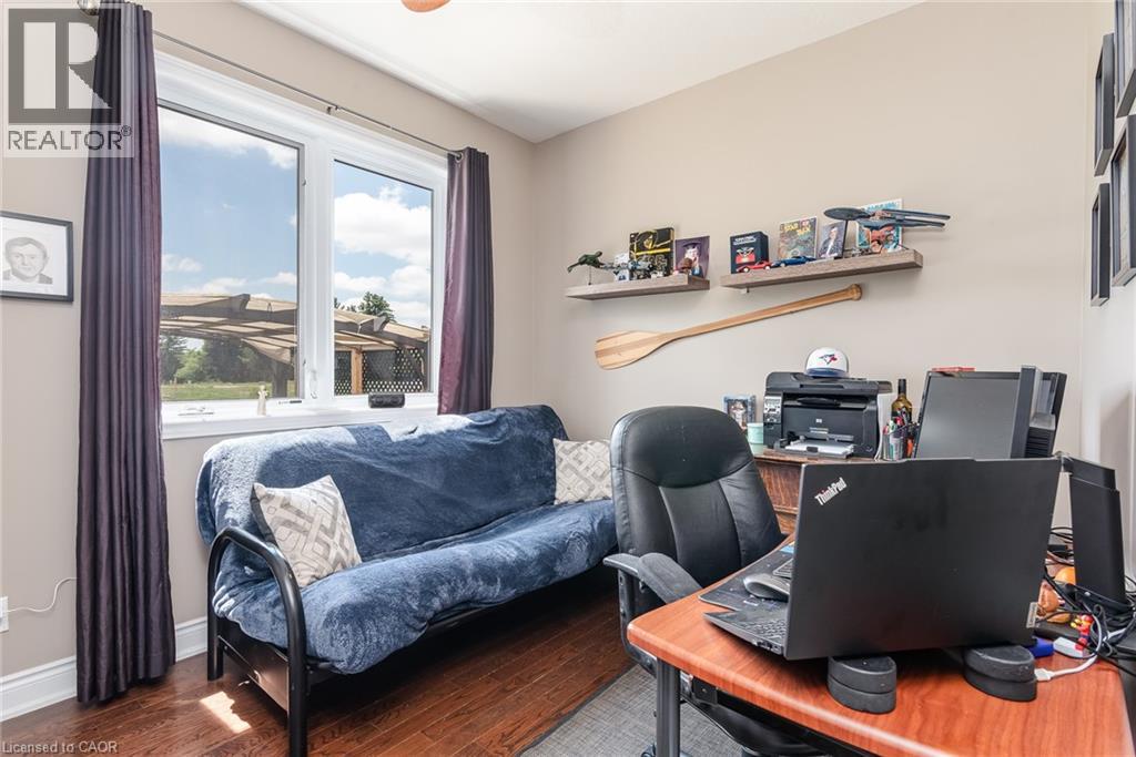 52 PETERSON Street - 16