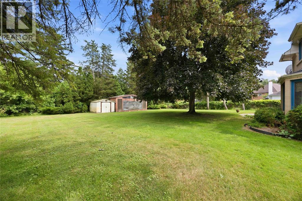 8 CRESTWOOD PLACE - 42