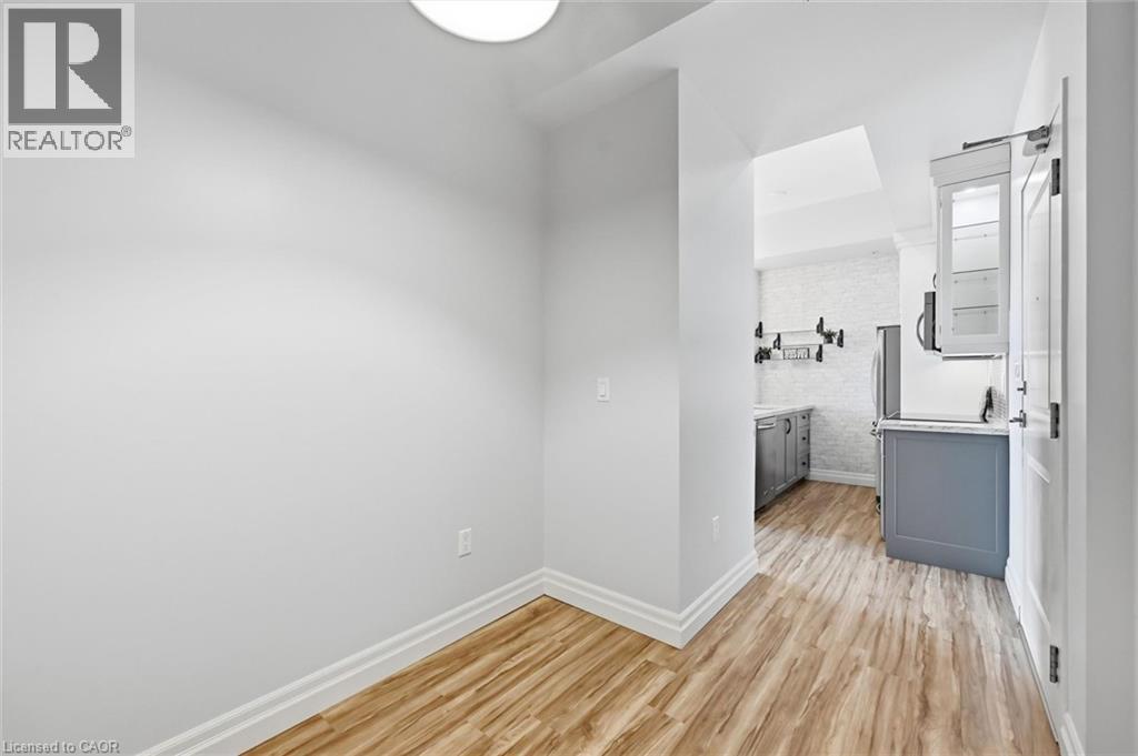#1004 85 ROBINSON Street - 18