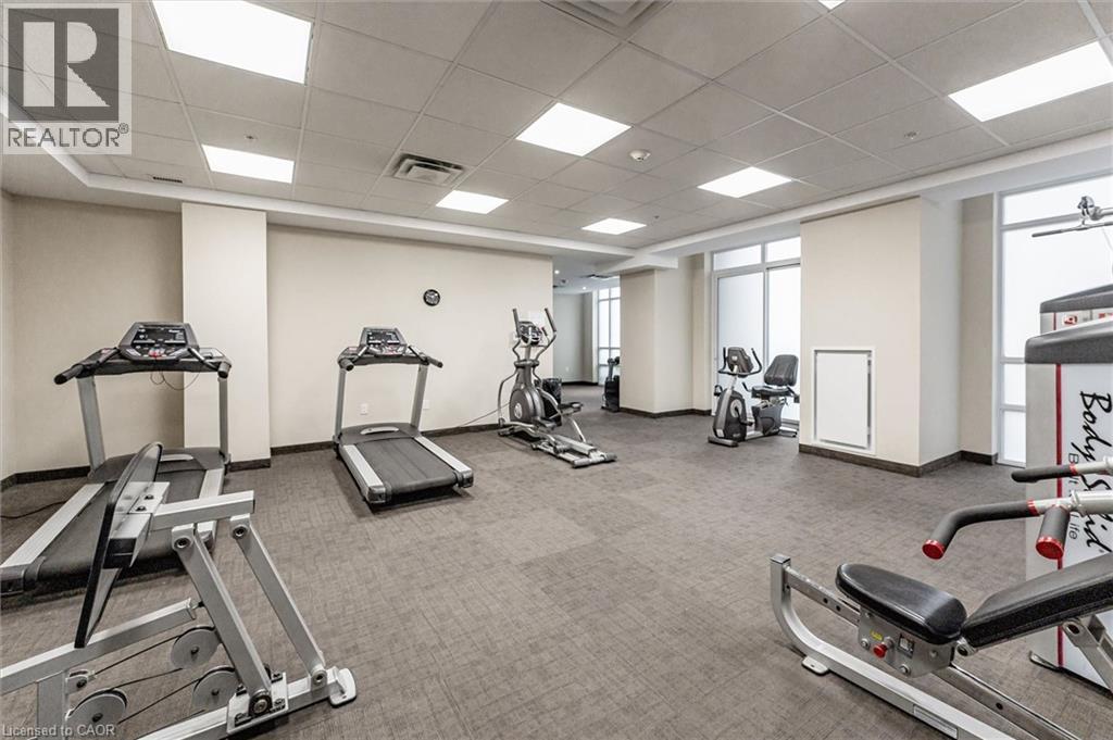 #1004 85 ROBINSON Street - 33