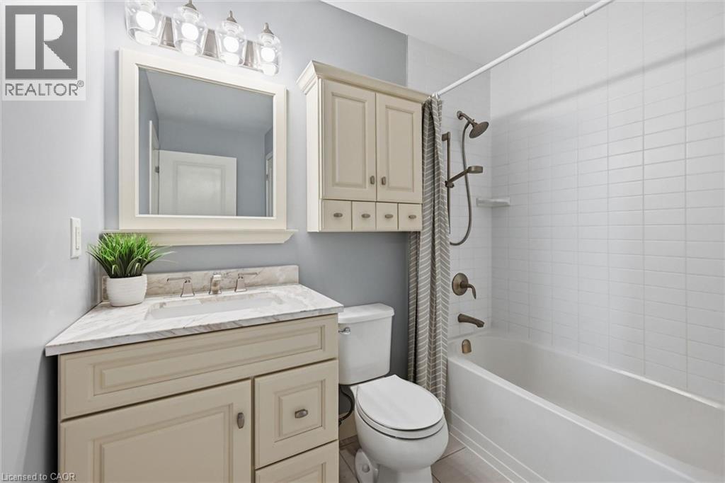 #1004 85 ROBINSON Street - 26