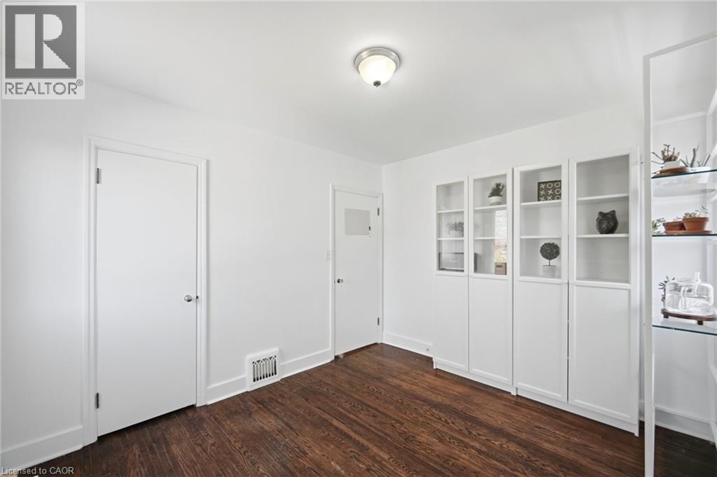94 CLARENDON Avenue - 22