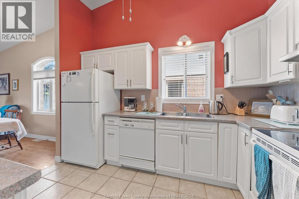 336 ROCKPORT - 9
