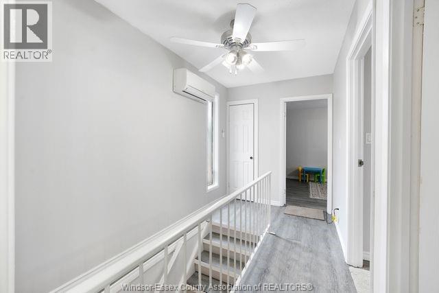 8665 DARLINGTON CRESCENT - 12