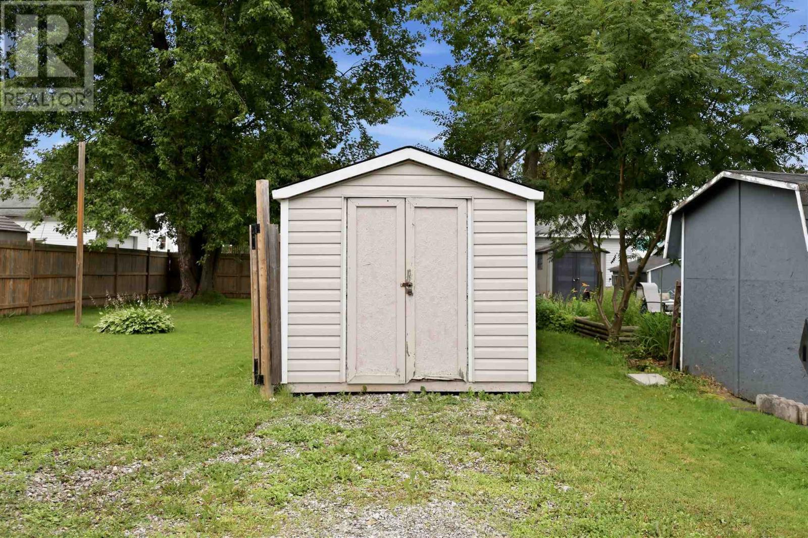 432 John ST - 22