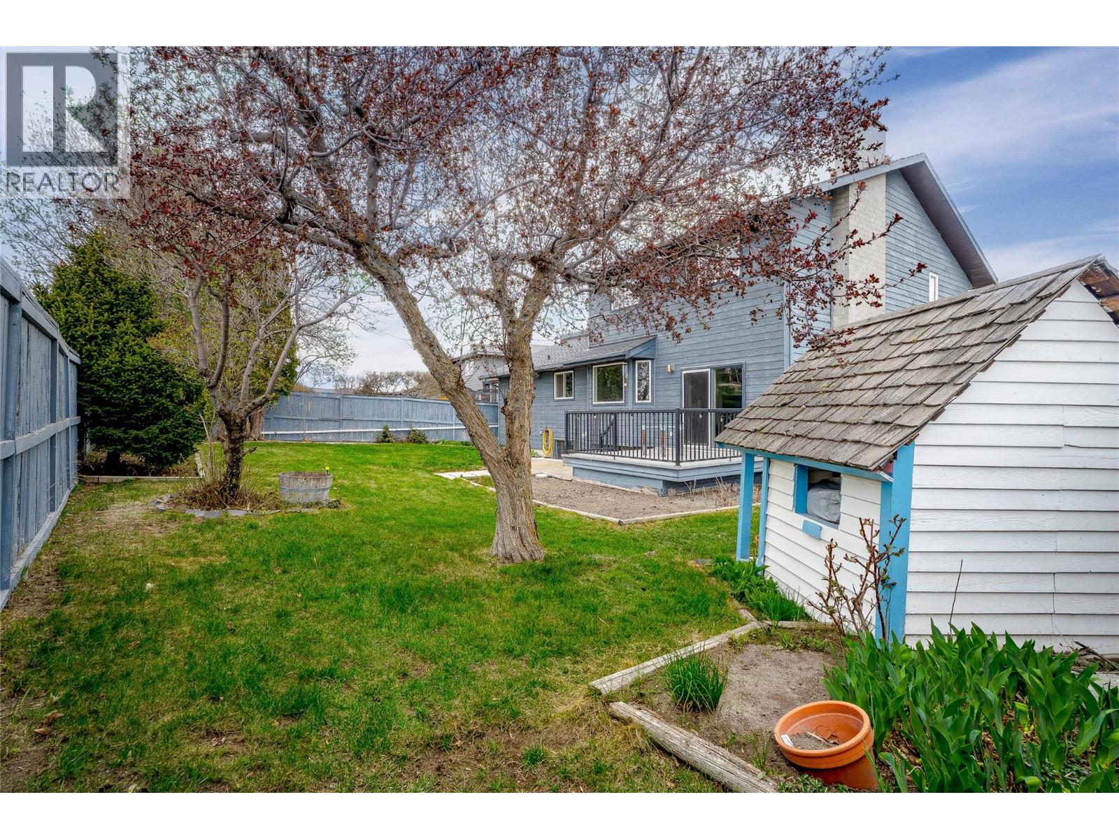 413 Robson Drive - 85