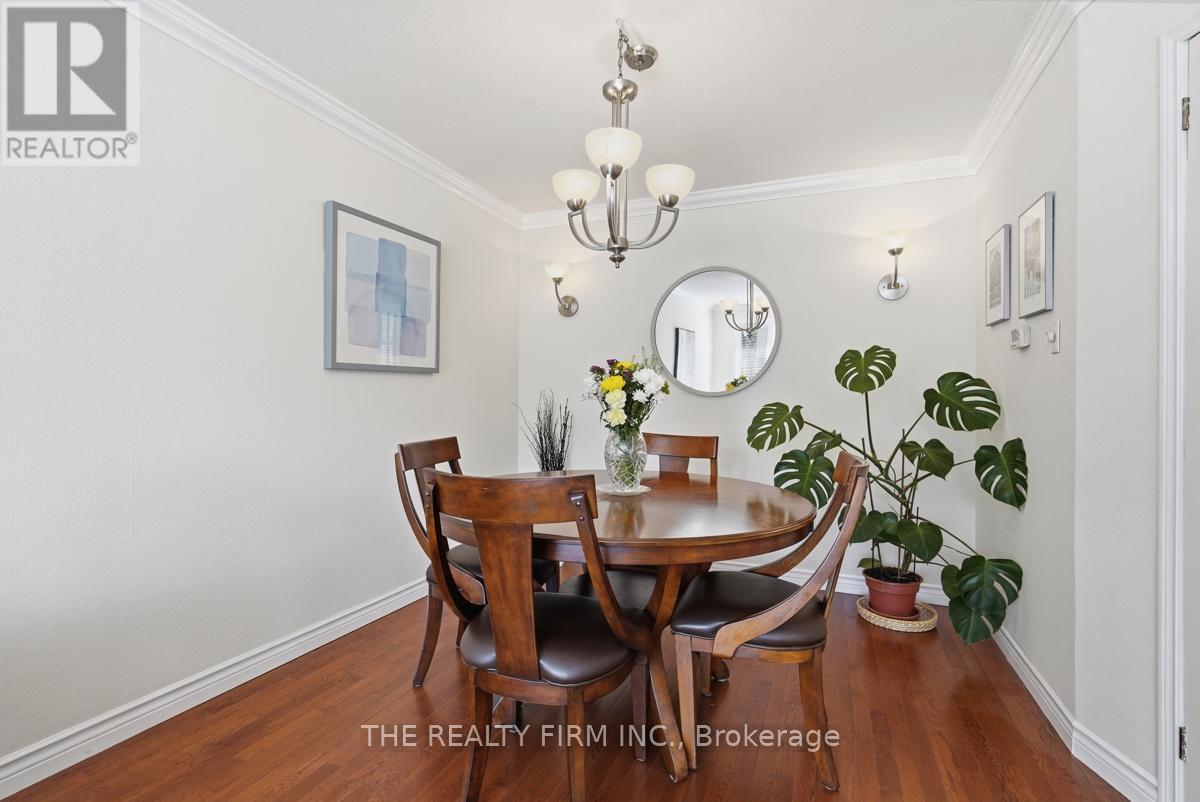 43 CLARA CRESCENT - 10