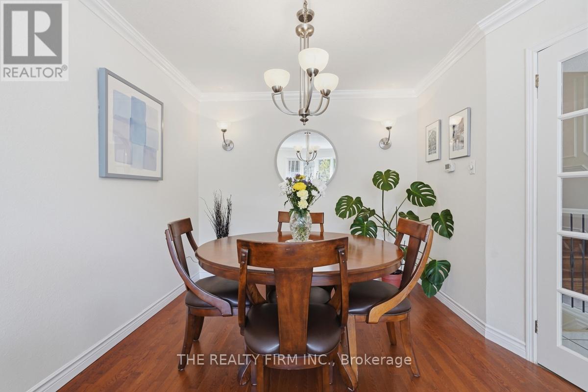 43 CLARA CRESCENT - 11