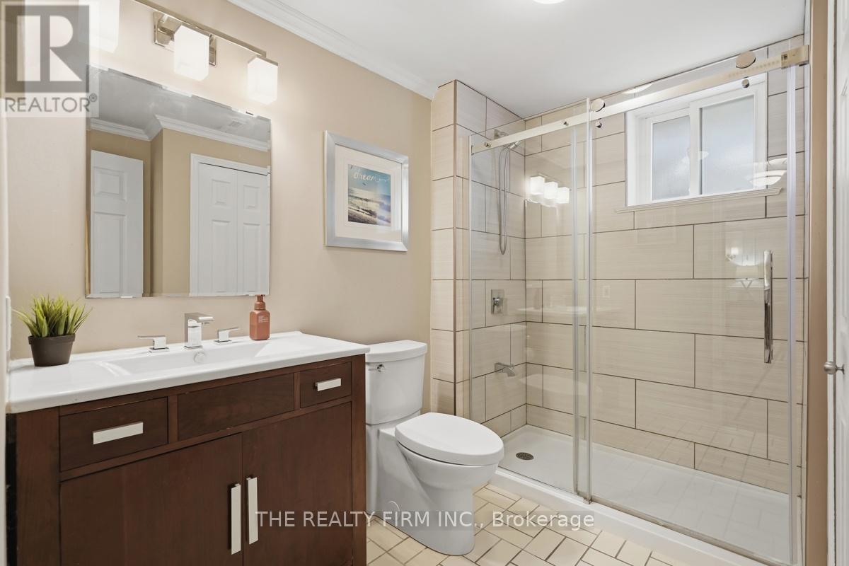 43 CLARA CRESCENT - 24
