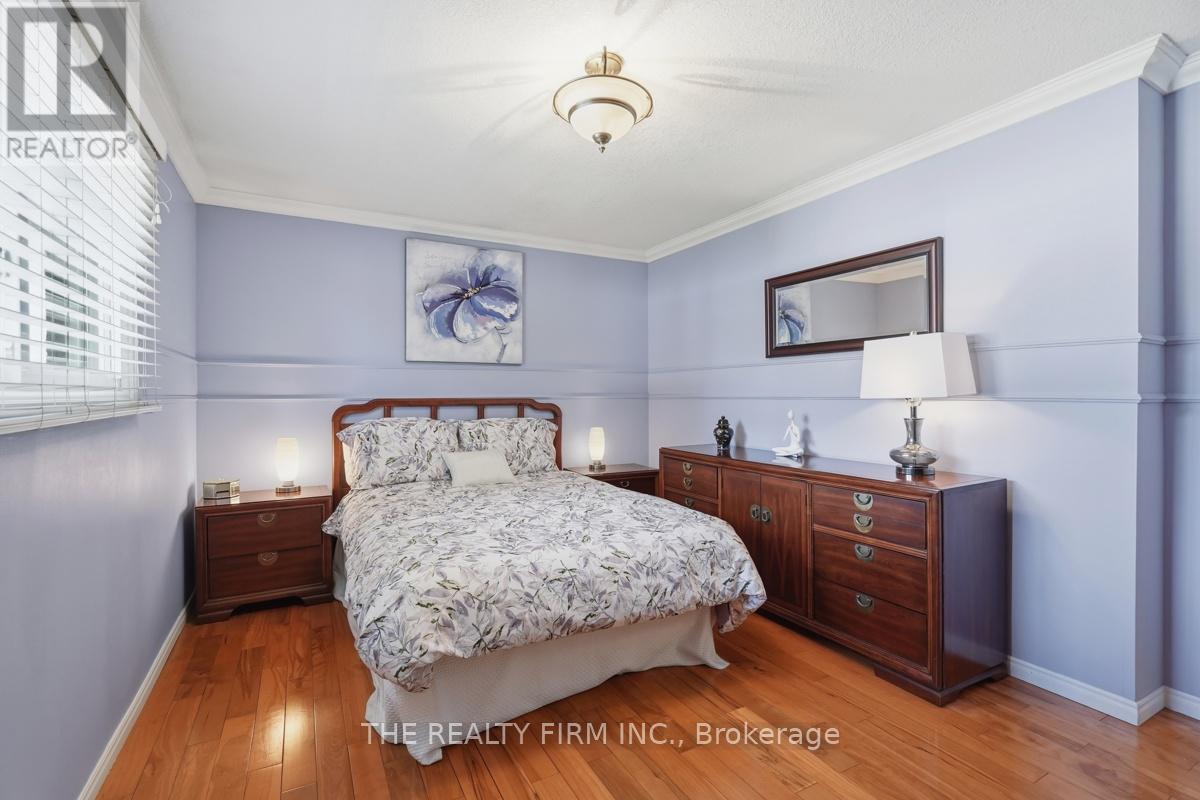 43 CLARA CRESCENT - 28