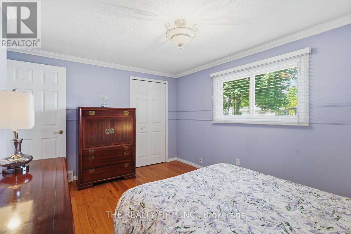 43 CLARA CRESCENT - 29