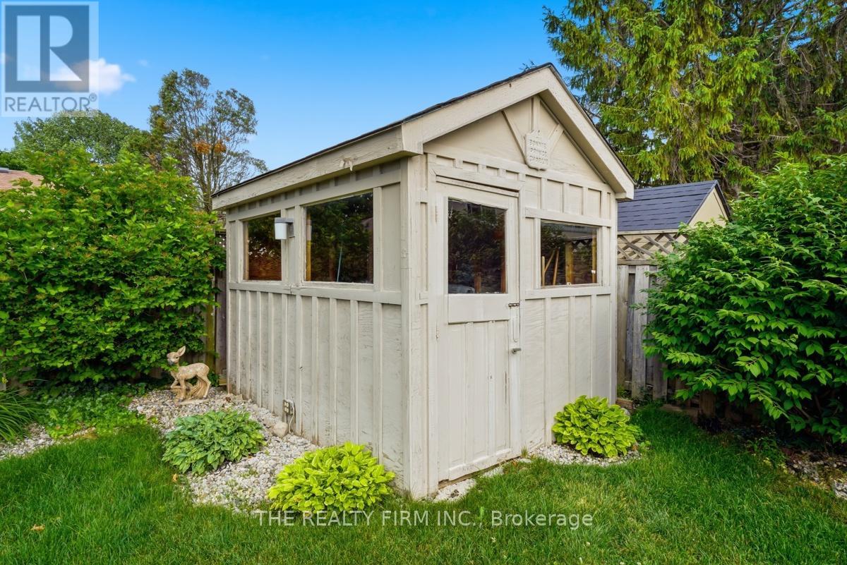 43 CLARA CRESCENT - 38