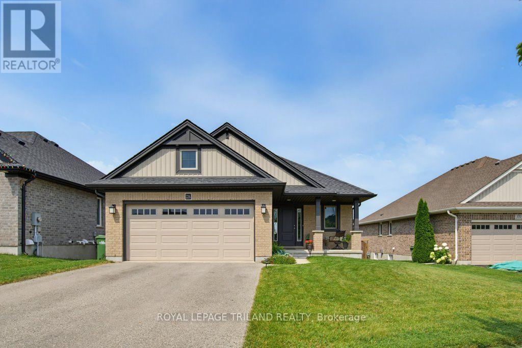 226 PEACH TREE BOULEVARD - 1