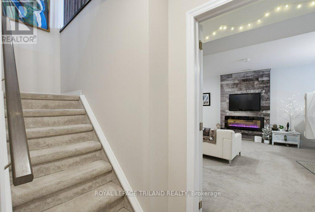 226 PEACH TREE BOULEVARD - 26
