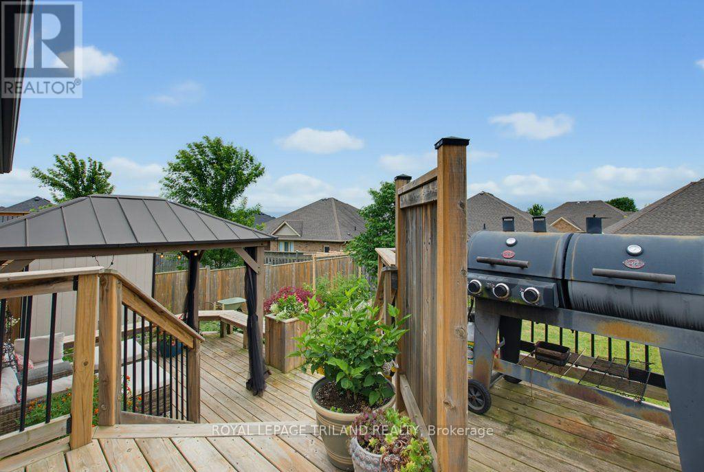 226 PEACH TREE BOULEVARD - 33