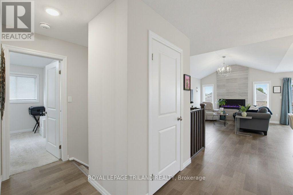 226 PEACH TREE BOULEVARD - 9