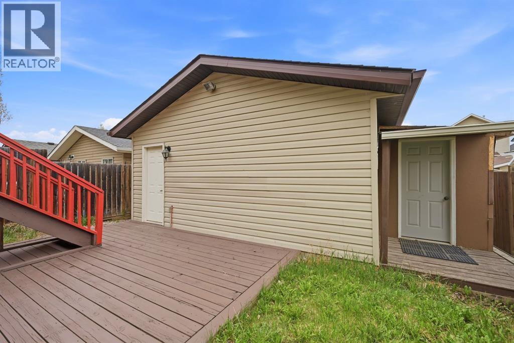 646 Everridge Drive SW - 41