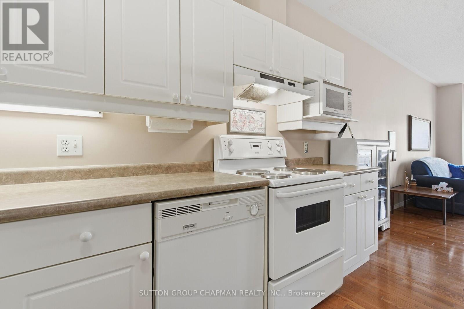 #41 1555 HIGHBURY AVENUE N - 15